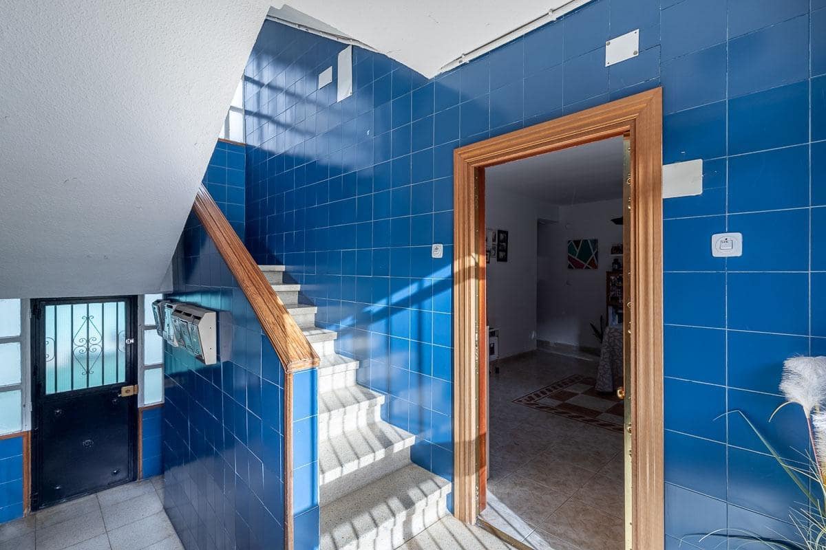 3 soveværelse Lejlighed til salg i Granada by - € 190.000 (Ref: 9382806)