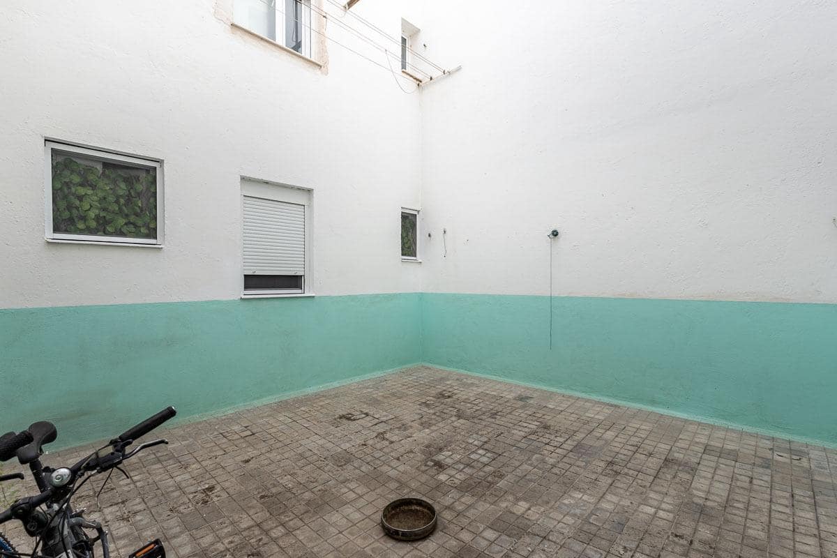 3 soveværelse Lejlighed til salg i Granada by - € 190.000 (Ref: 9382806)