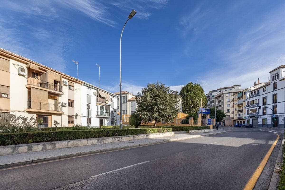 3 soveværelse Lejlighed til salg i Granada by - € 190.000 (Ref: 9382806)