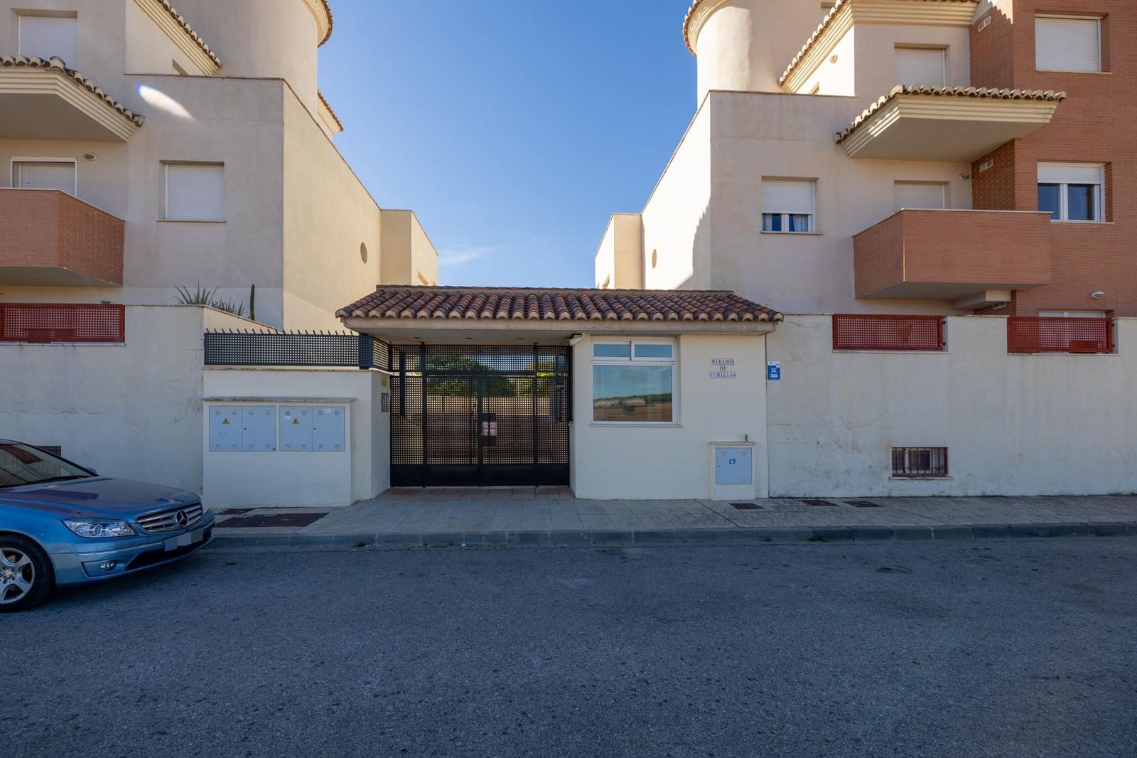 3 soveværelse Lejlighed til salg i Atarfe med swimmingpool garage - € 235.000 (Ref: 9387866)