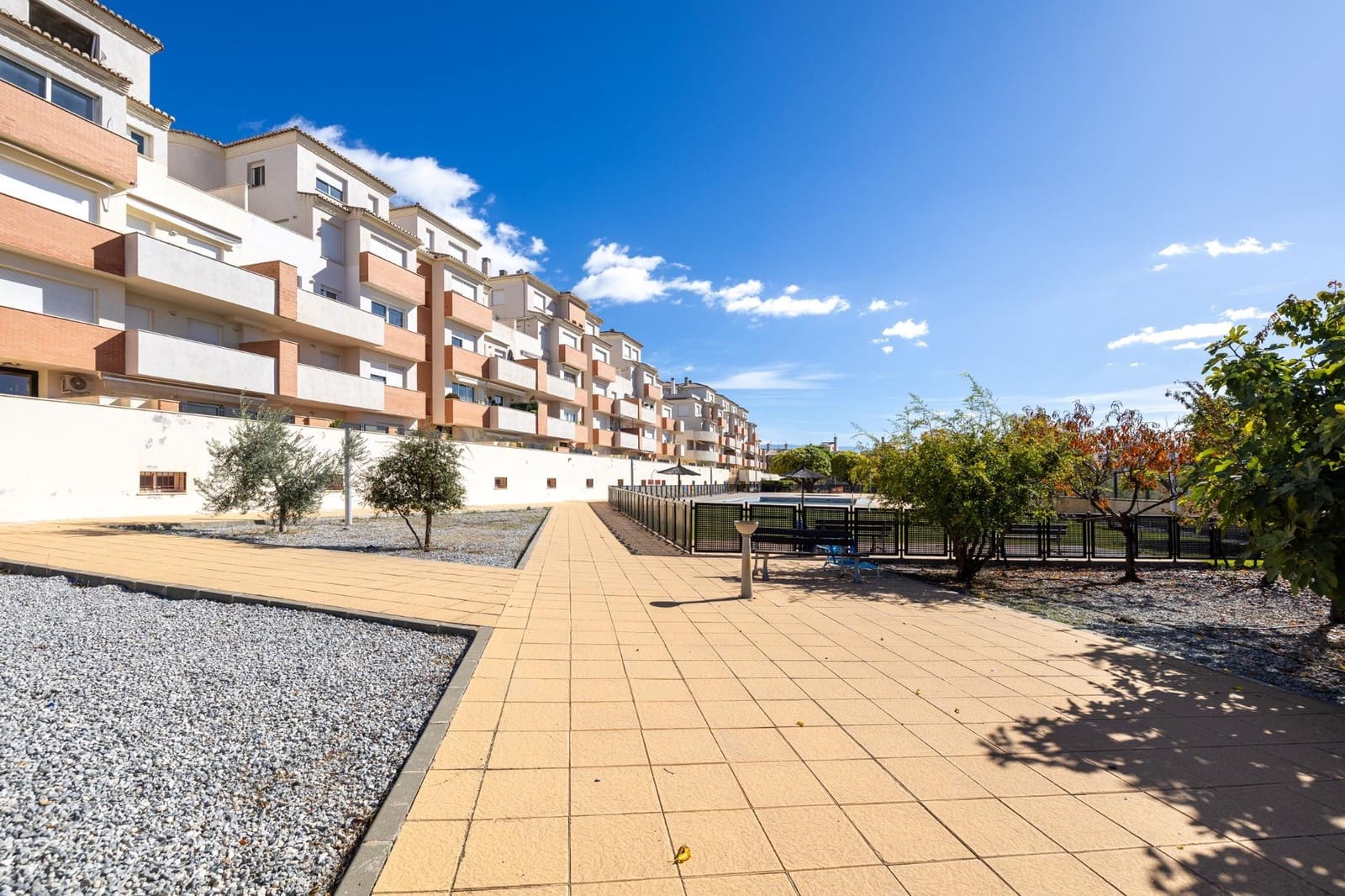 3 soveværelse Lejlighed til salg i Atarfe med swimmingpool garage - € 235.000 (Ref: 9387866)