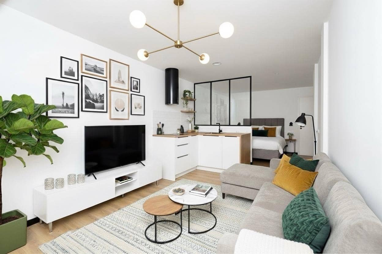 Studio til salgs i Granada by - € 160 000 (Ref: 9390772)