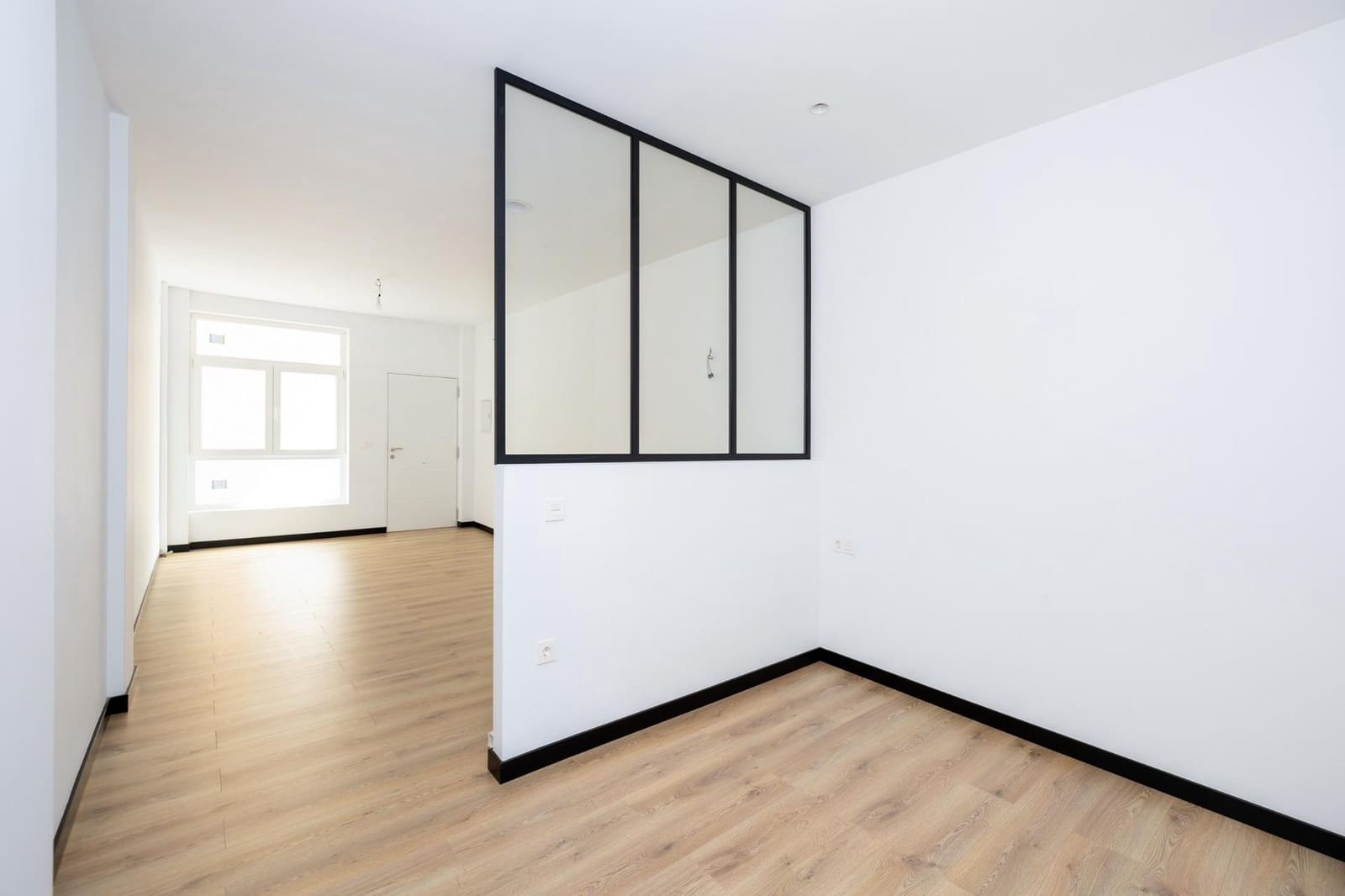 Studio til salgs i Granada by - € 160 000 (Ref: 9390772)