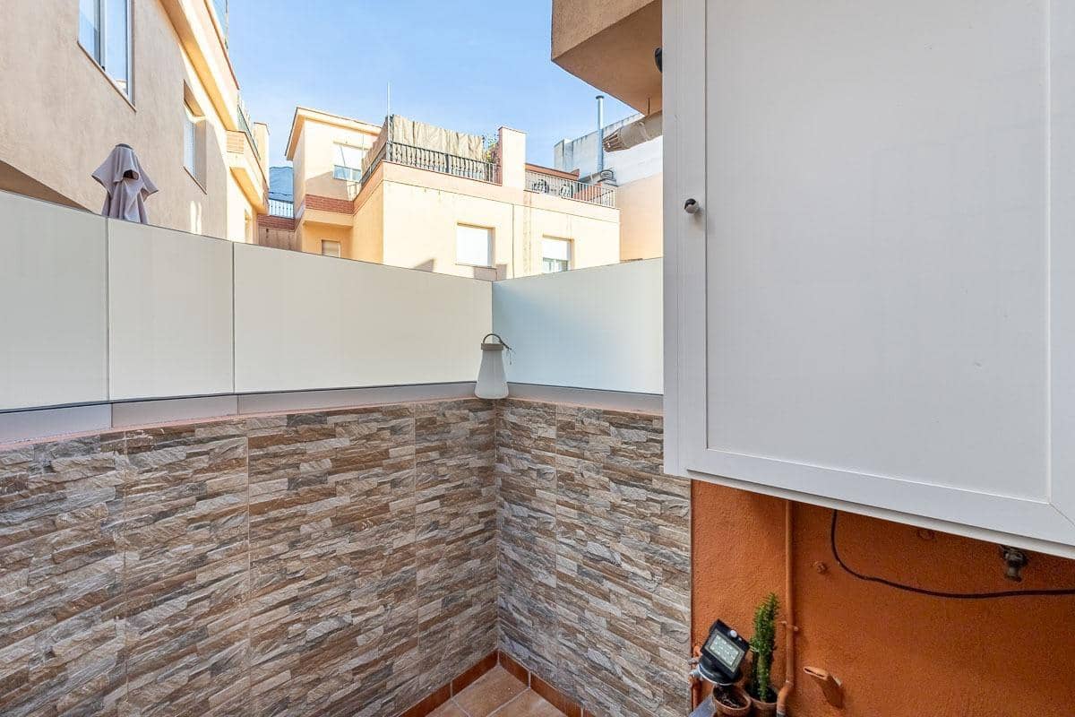 3 soverom Leilighet til salgs i Churriana de la Vega med garasje - € 209 000 (Ref: 9390773)