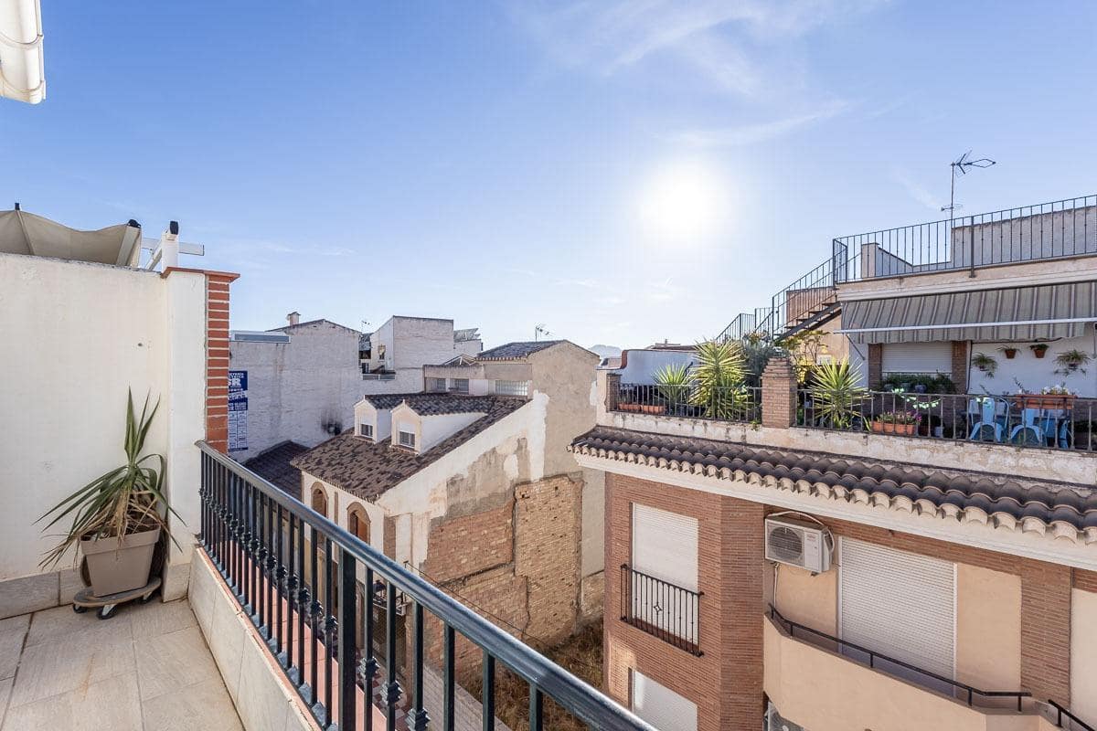 3 soverom Leilighet til salgs i Churriana de la Vega med garasje - € 209 000 (Ref: 9390773)