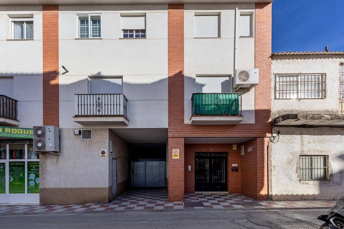 3 soverom Leilighet til salgs i Churriana de la Vega med garasje - € 209 000 (Ref: 9390773)