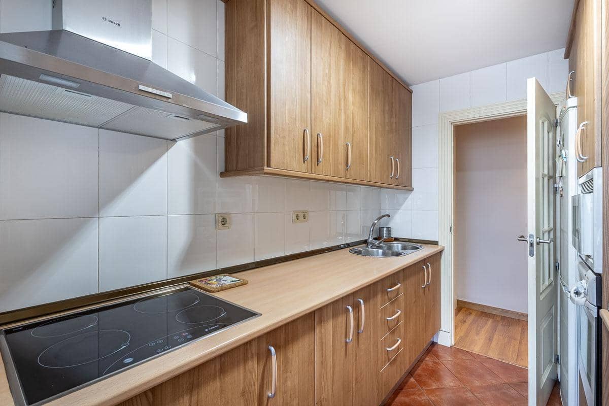4 soveværelse Lejlighed til salg i Granada by - € 280.000 (Ref: 9400881)