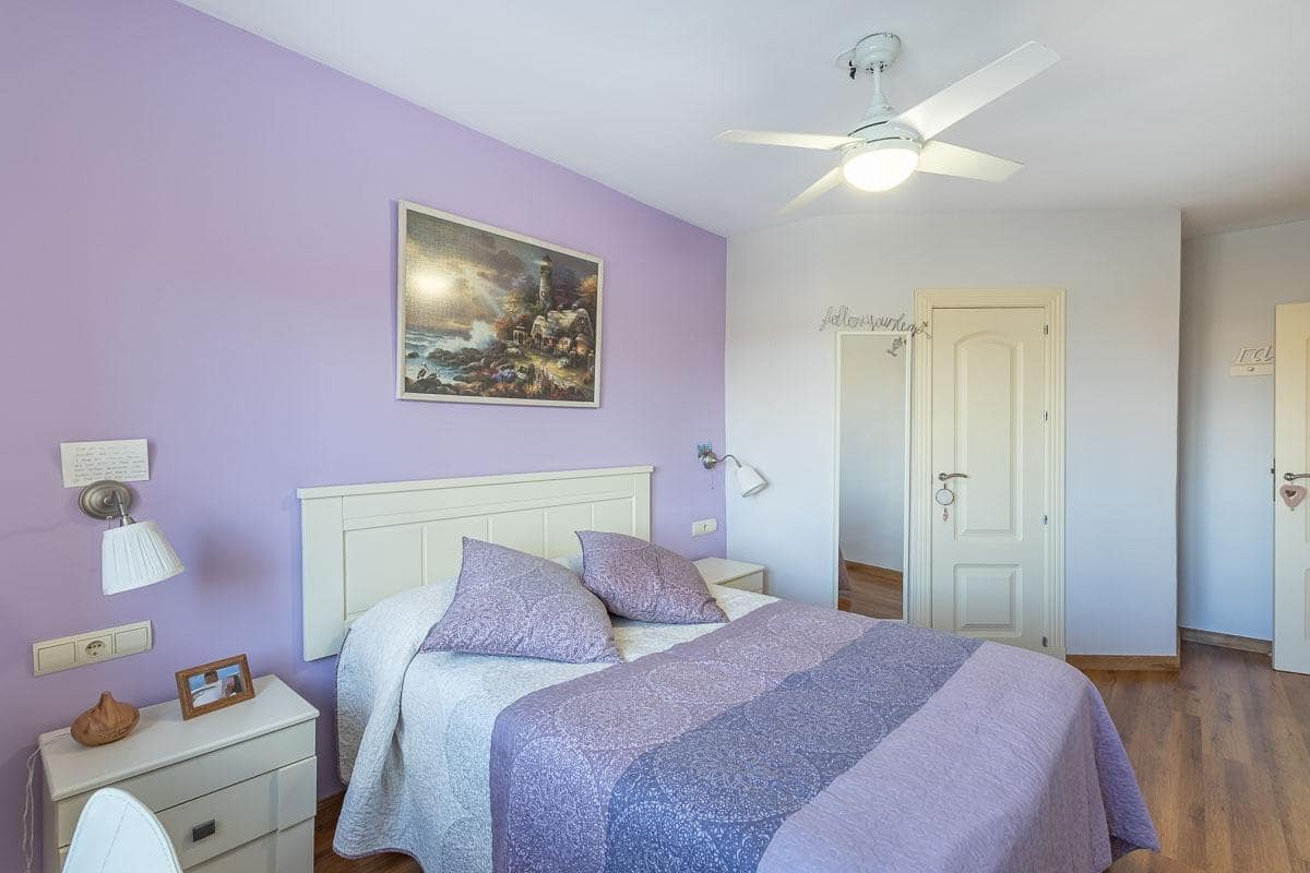 4 soveværelse Lejlighed til salg i Granada by - € 280.000 (Ref: 9400881)