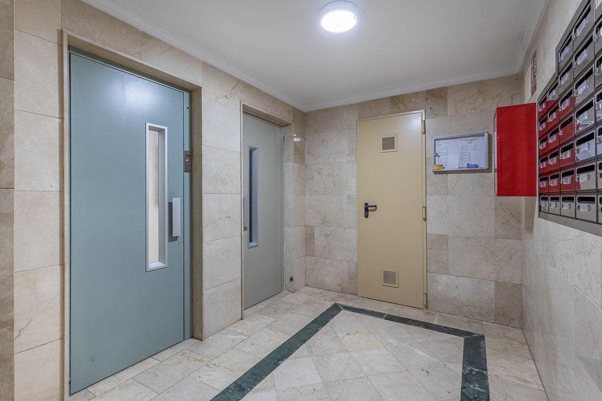 4 soveværelse Lejlighed til salg i Granada by - € 280.000 (Ref: 9400881)