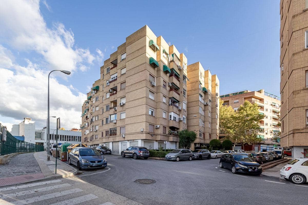 4 soveværelse Lejlighed til salg i Granada by - € 280.000 (Ref: 9400881)