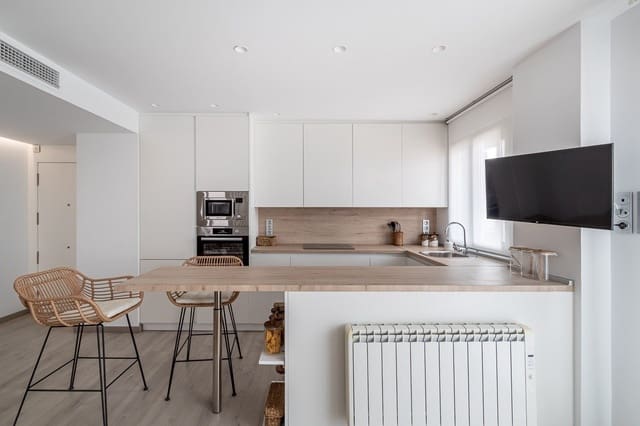 1 slaapkamer Flat te huur in Alhendín met zwembad - € 650 (Ref: 9400882)