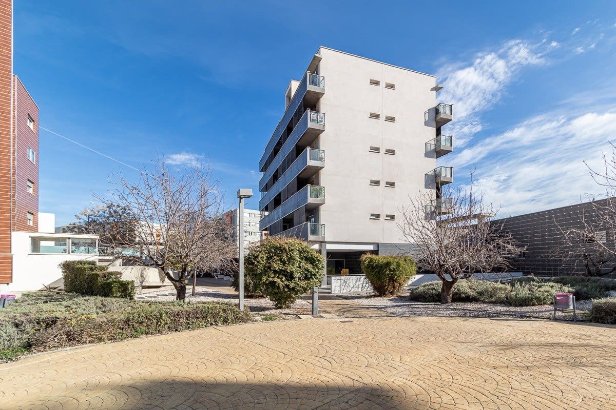 1 soveværelse Lejlighed til leje i Alhendin med swimmingpool - € 650 (Ref: 9400882)