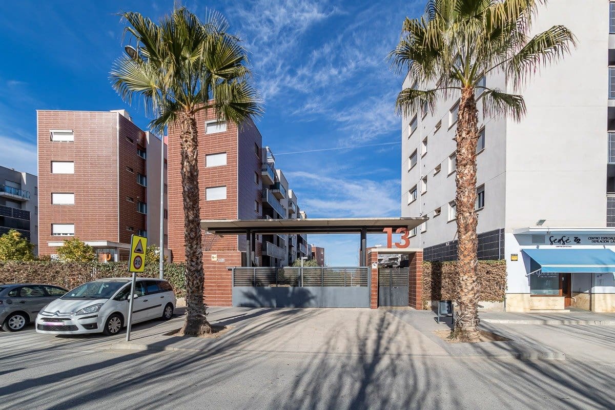 1 soveværelse Lejlighed til leje i Alhendin med swimmingpool - € 650 (Ref: 9400882)