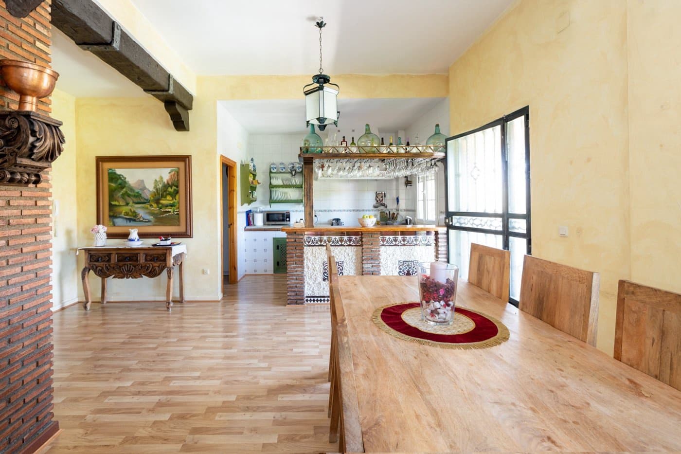 6 soveværelse Villa til salg i Gojar med swimmingpool garage - € 699.900 (Ref: 9400883)