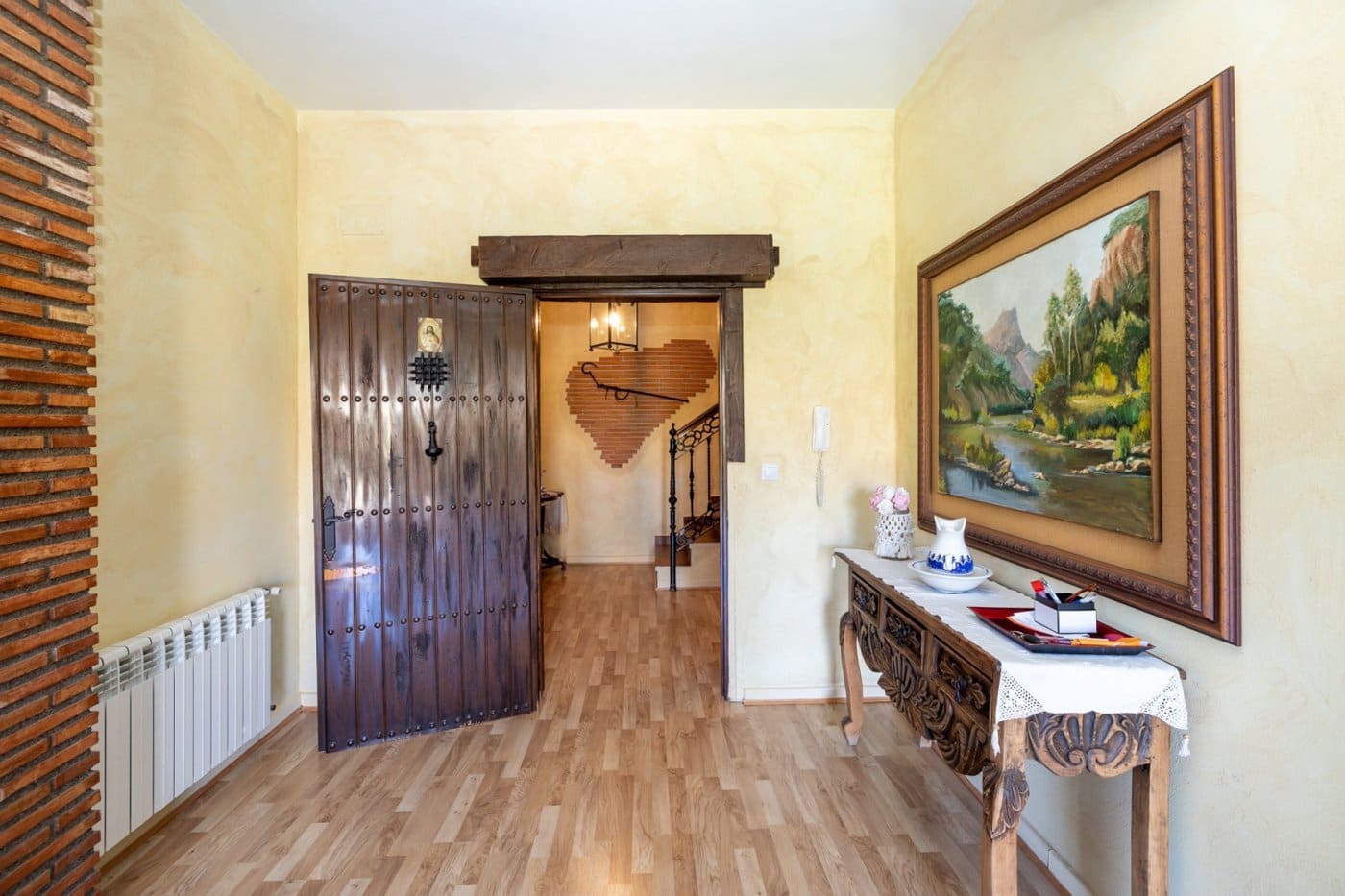 6 soveværelse Villa til salg i Gojar med swimmingpool garage - € 699.900 (Ref: 9400883)