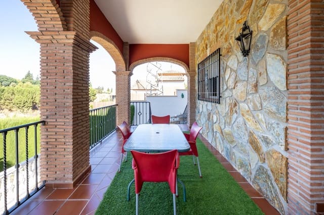 6 soveværelse Villa til salg i Gójar med swimmingpool garage - € 699.900 (Ref: 9400883)