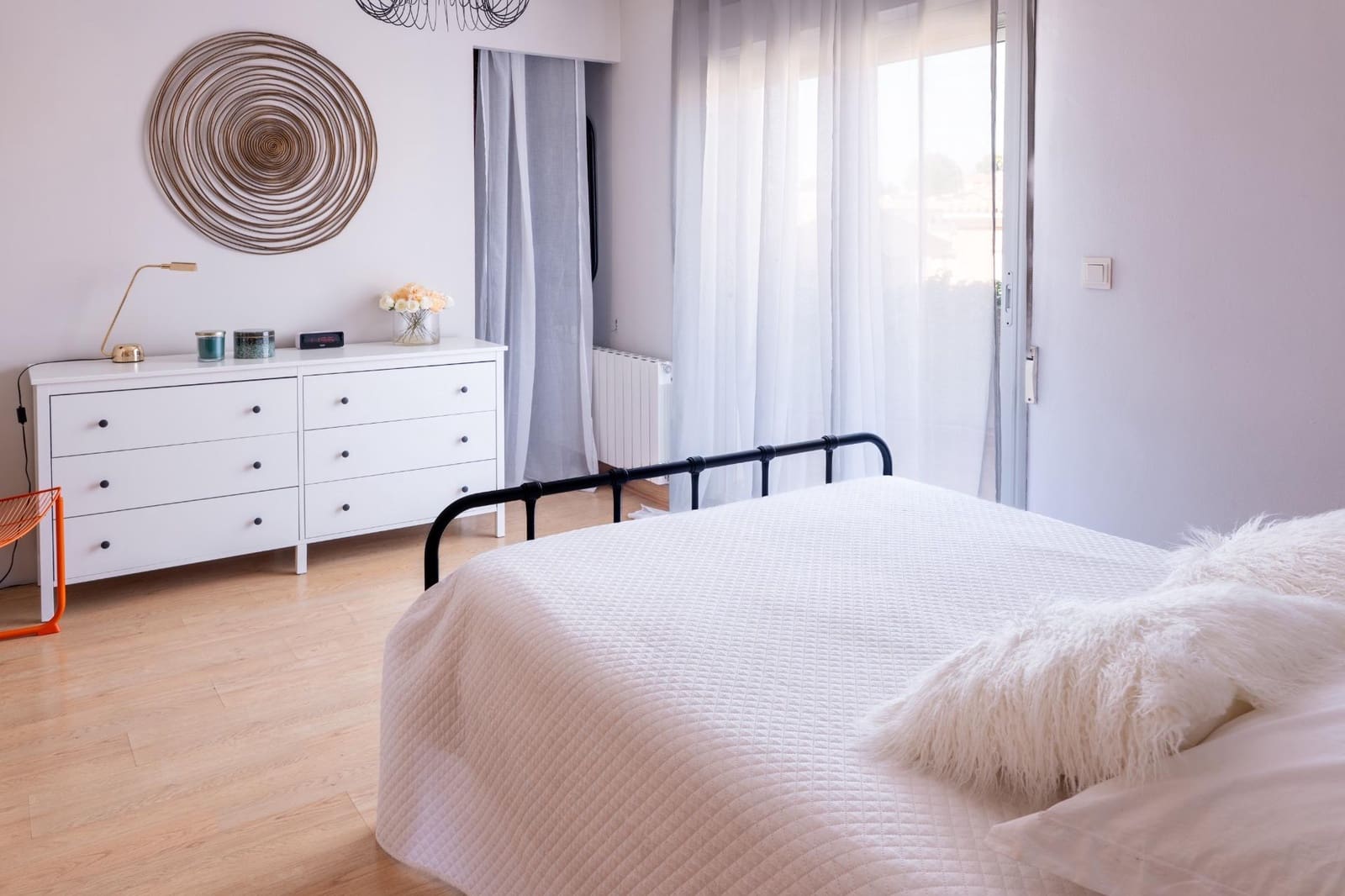 4 soverom Kjedet enebolig til salgs i Huetor Vega med svømmebasseng - € 395 000 (Ref: 9406795)