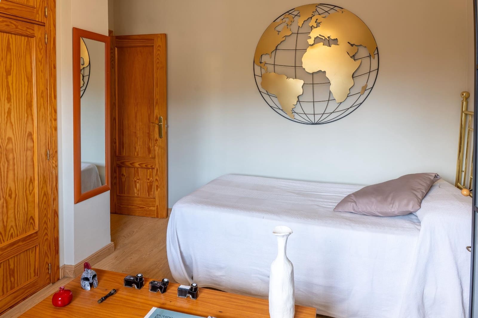 4 soverom Kjedet enebolig til salgs i Huetor Vega med svømmebasseng - € 395 000 (Ref: 9406795)