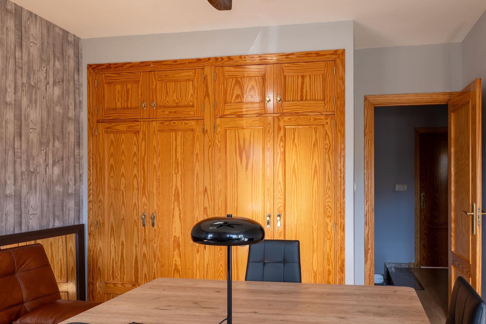 4 soverom Kjedet enebolig til salgs i Huetor Vega med svømmebasseng - € 395 000 (Ref: 9406795)