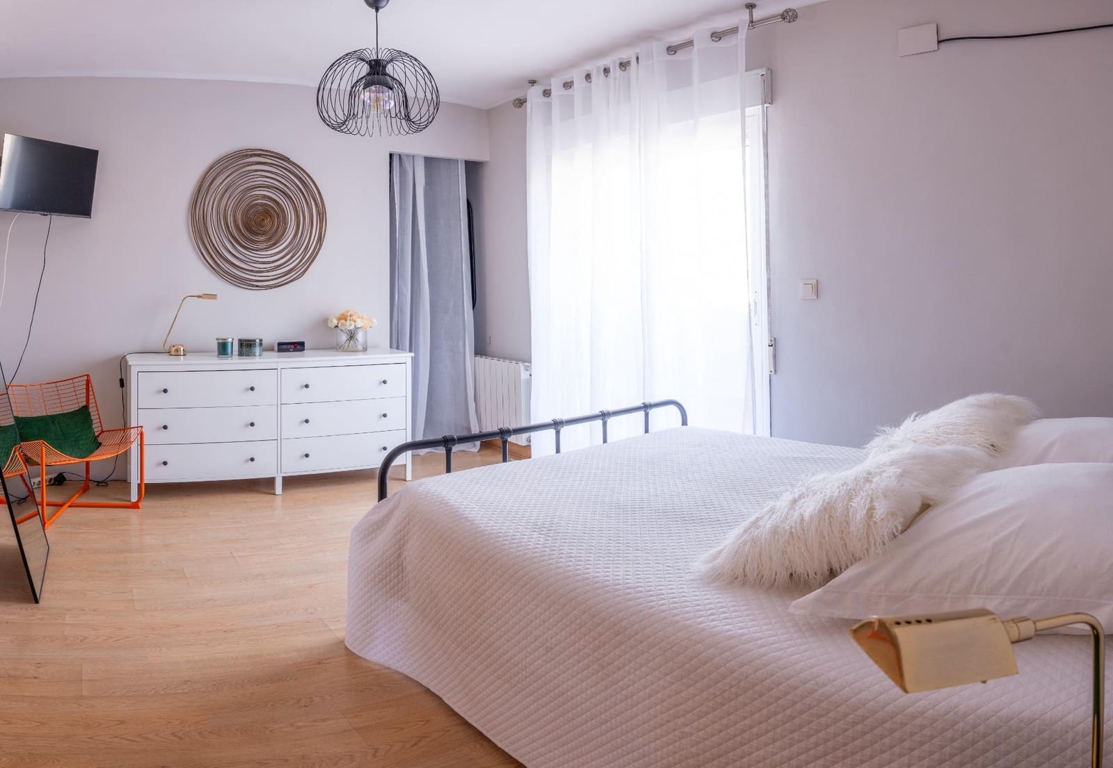 4 soverom Kjedet enebolig til salgs i Huetor Vega med svømmebasseng - € 395 000 (Ref: 9406795)