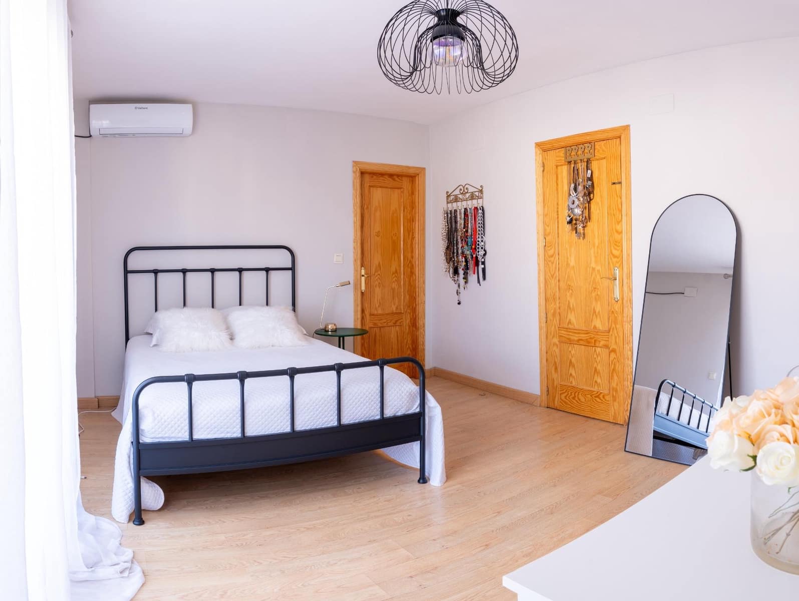 4 soverom Kjedet enebolig til salgs i Huetor Vega med svømmebasseng - € 395 000 (Ref: 9406795)