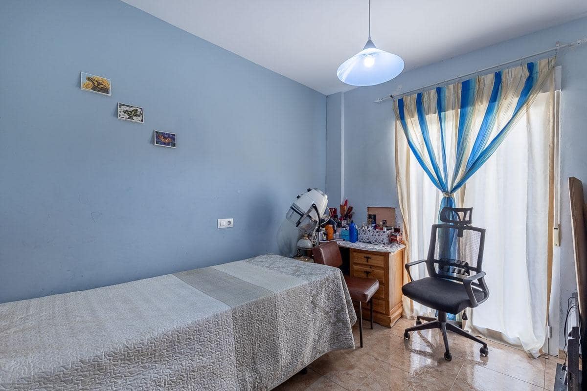 4 soveværelse Lejlighed til salg i Santa Fe - € 132.000 (Ref: 9414060)