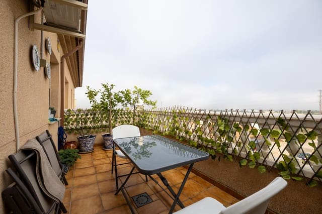 2 soveværelse Penthouse til salg i Las Gabias med garage - € 169.900 (Ref: 9415887)