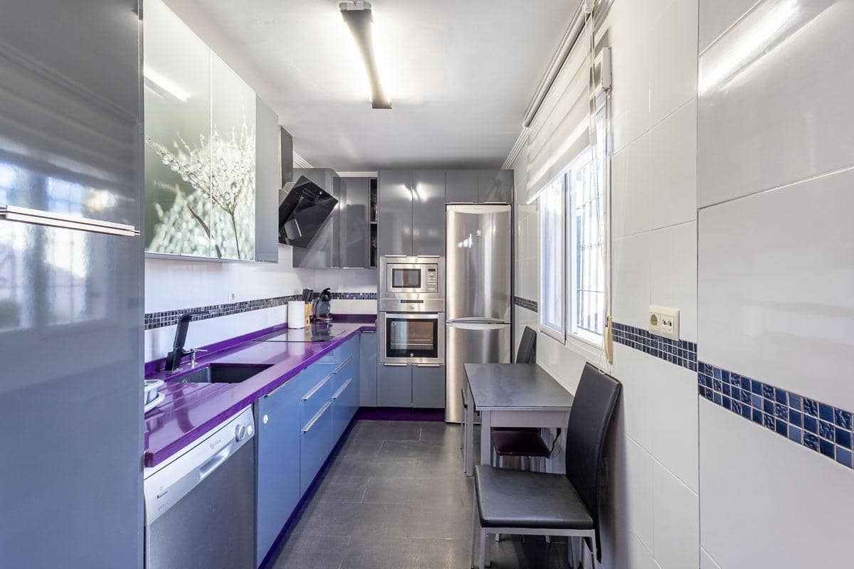 3 makuuhuone Rivitalo myytävänä paikassa Ventas de Huelma mukana uima-altaan 
autotalli - 169 000 € (Ref: 9415889)