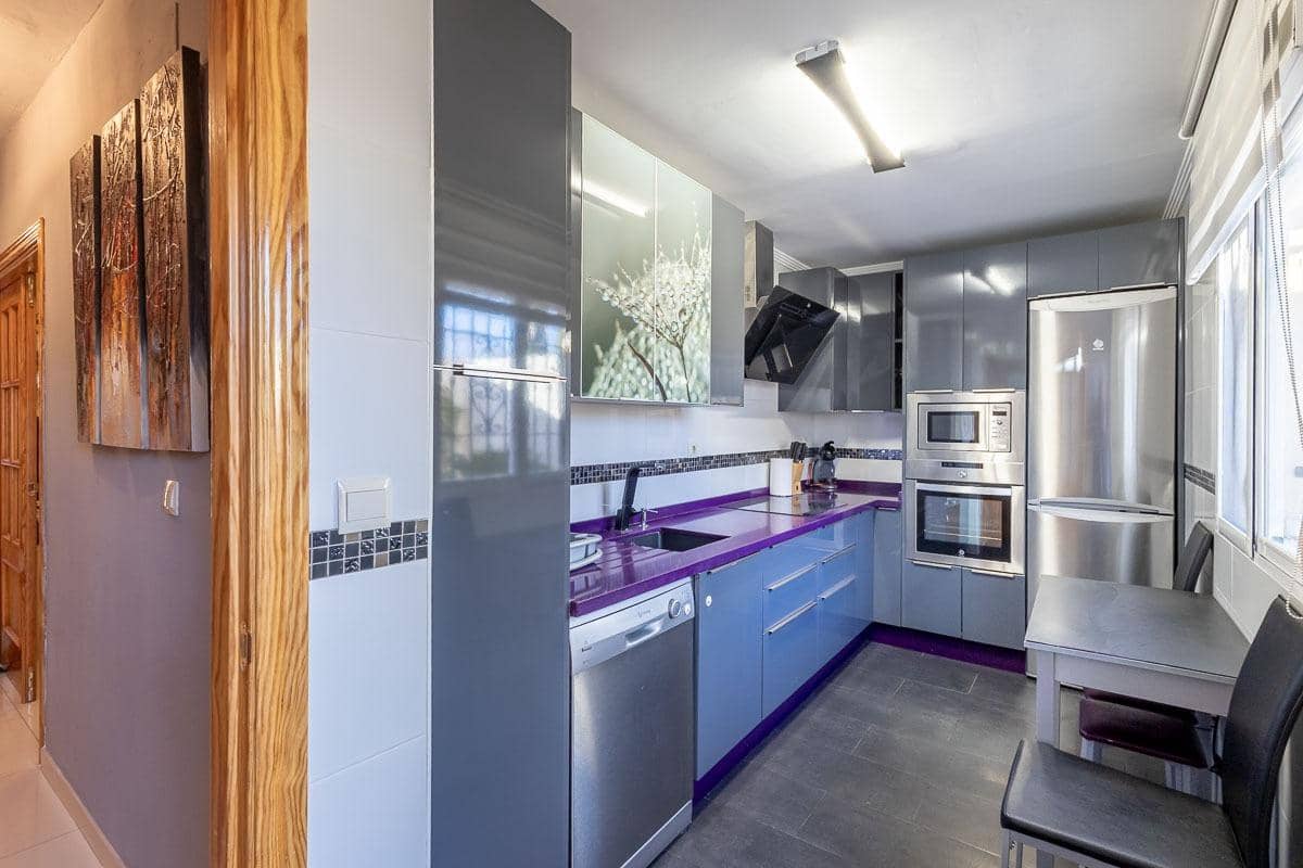 3 makuuhuone Rivitalo myytävänä paikassa Ventas de Huelma mukana uima-altaan 
autotalli - 169 000 € (Ref: 9415889)