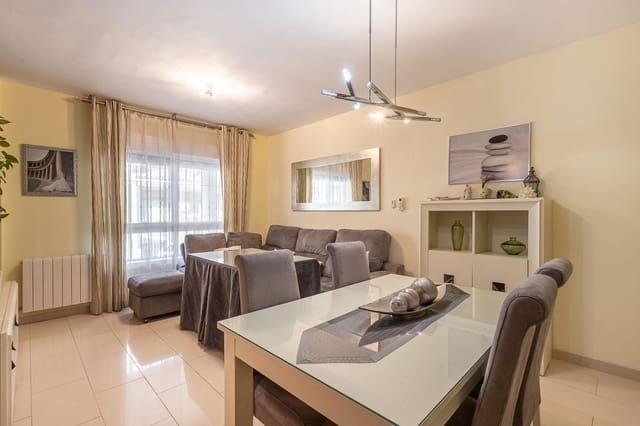 3 soverom Rekkehus til salgs i Ventas de Huelma med svømmebasseng garasje - € 169 000 (Ref: 9415889)