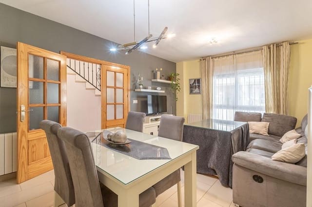 3 soverom Rekkehus til salgs i Ventas de Huelma med svømmebasseng garasje - € 169 000 (Ref: 9415889)