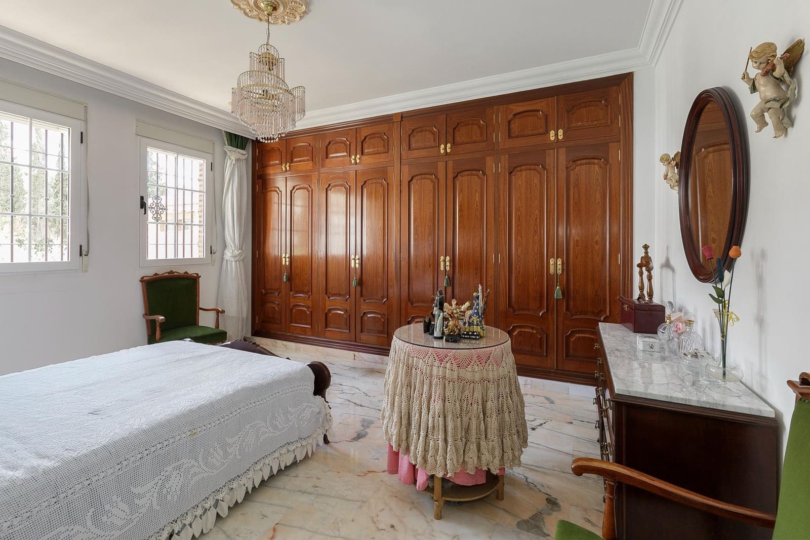 4 soveværelse Villa til salg i Granada by med garage - € 714.000 (Ref: 9419673)