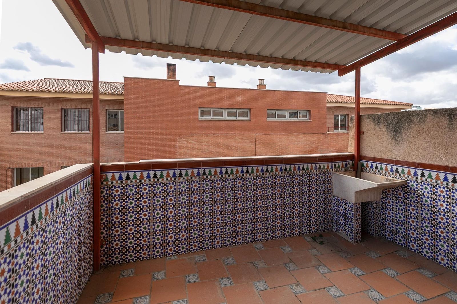 4 soveværelse Villa til salg i Granada by med garage - € 714.000 (Ref: 9419673)