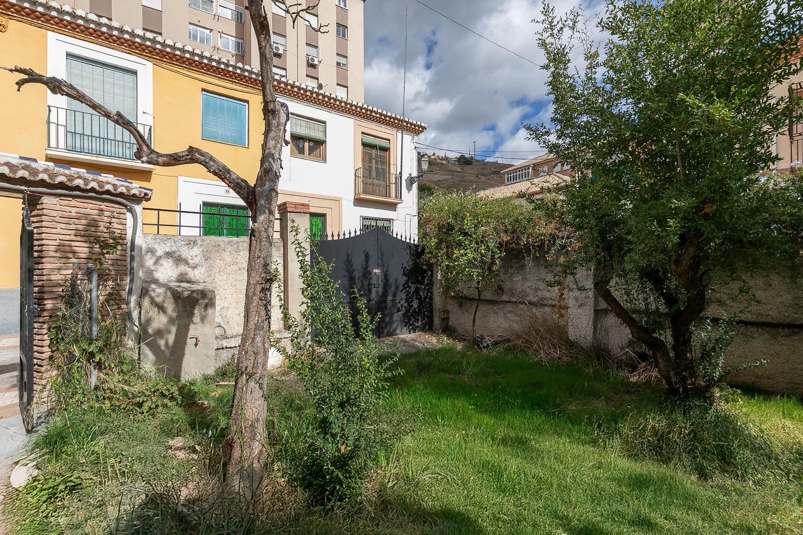 4 soveværelse Villa til salg i Granada by med garage - € 714.000 (Ref: 9419673)