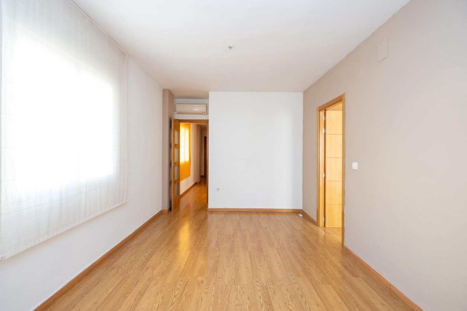 2 soverom Leilighet til salgs i Las Gabias med garasje - € 135 000 (Ref: 9419674)