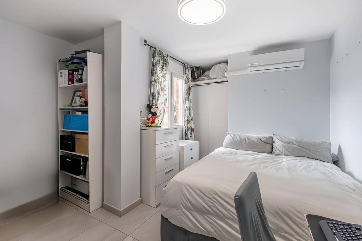 2 soverom Leilighet til salgs i Granada by - € 227 000 (Ref: 9427155)