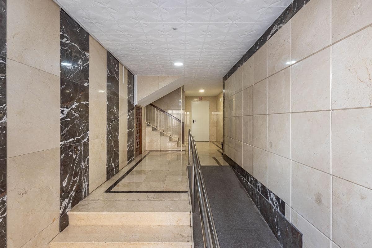 2 soverom Leilighet til salgs i Granada by - € 227 000 (Ref: 9427155)