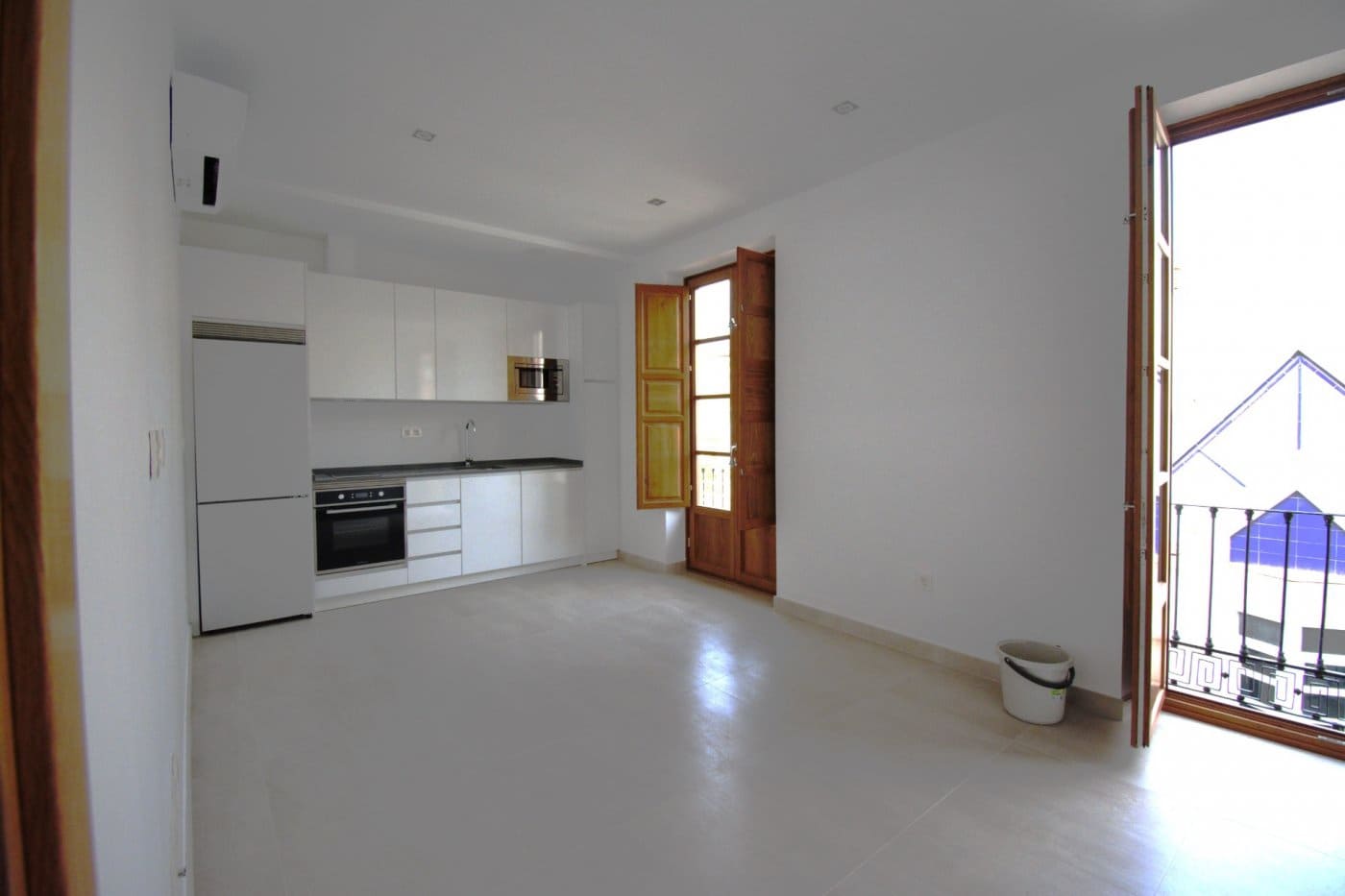 1 sovrum Lägenhet att hyra i Granada stad - 600 € (Ref: 9438605)