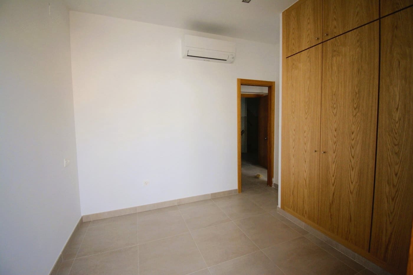 1 sovrum Lägenhet att hyra i Granada stad - 600 € (Ref: 9438605)