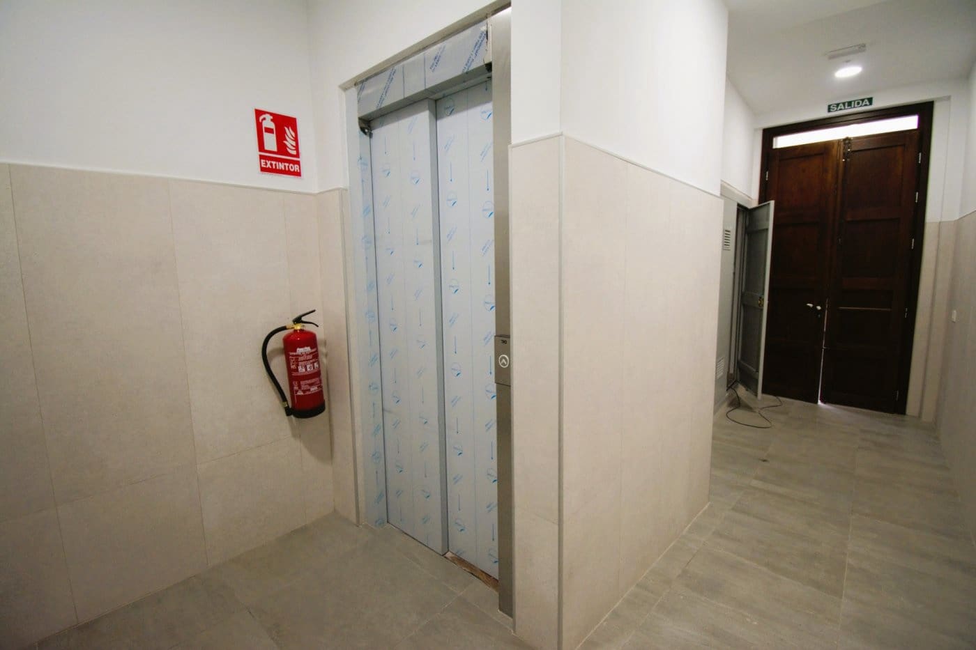 1 sovrum Lägenhet att hyra i Granada stad - 600 € (Ref: 9438605)