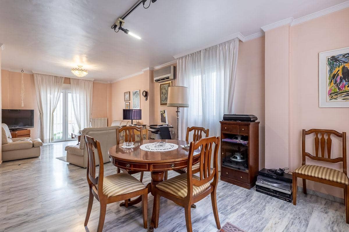 4 soveværelse Villa til salg i Jun med swimmingpool - € 240.000 (Ref: 9446296)