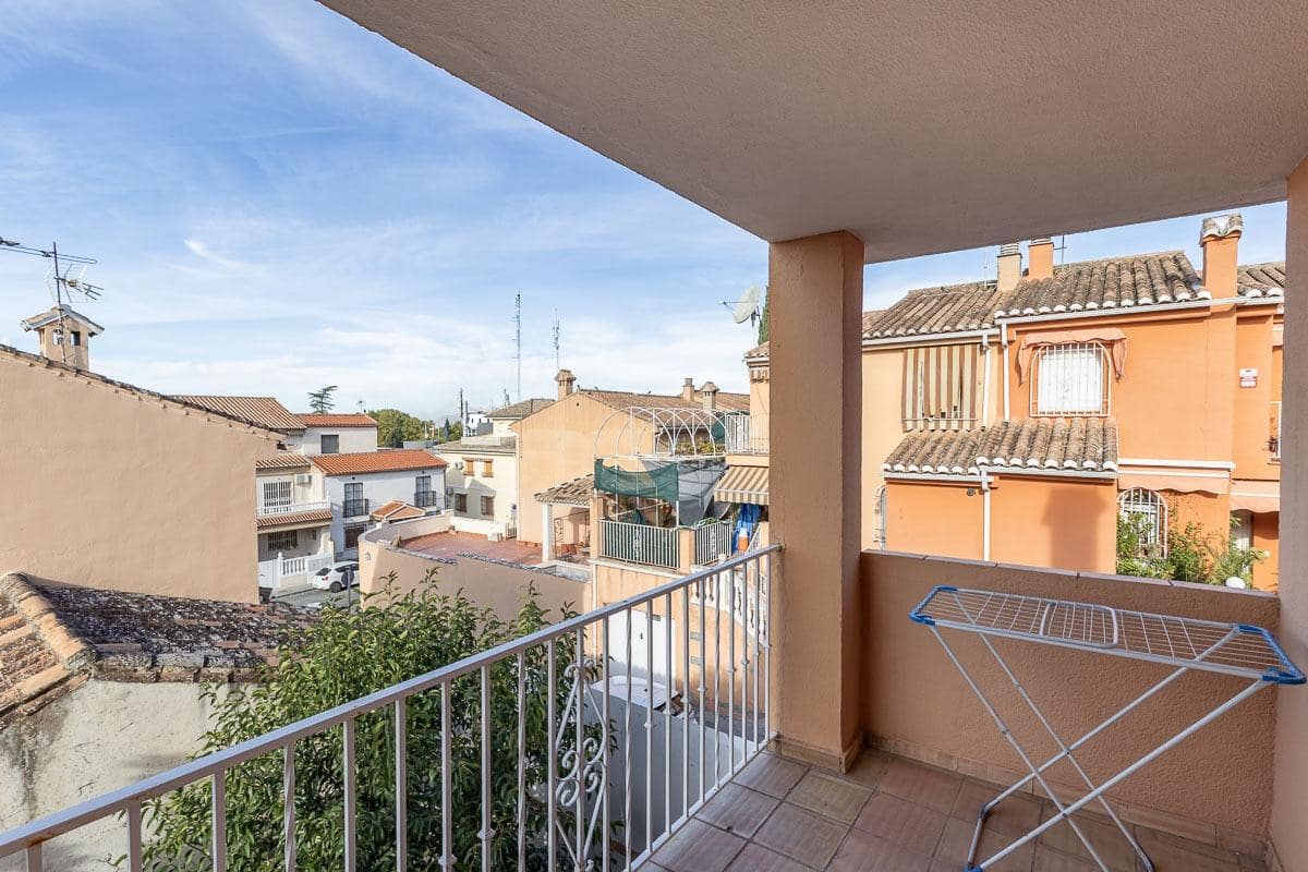 4 soveværelse Villa til salg i Jun med swimmingpool - € 240.000 (Ref: 9446296)