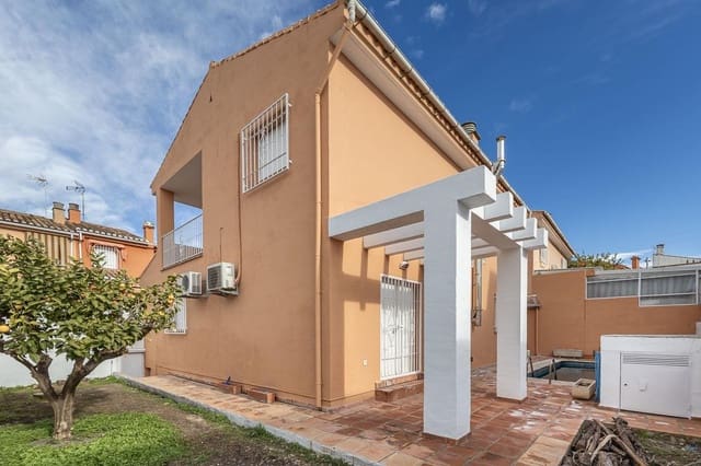 4 Zimmer Villa zu verkaufen in Jun mit Pool - 230.000 € (Ref: 9446296)