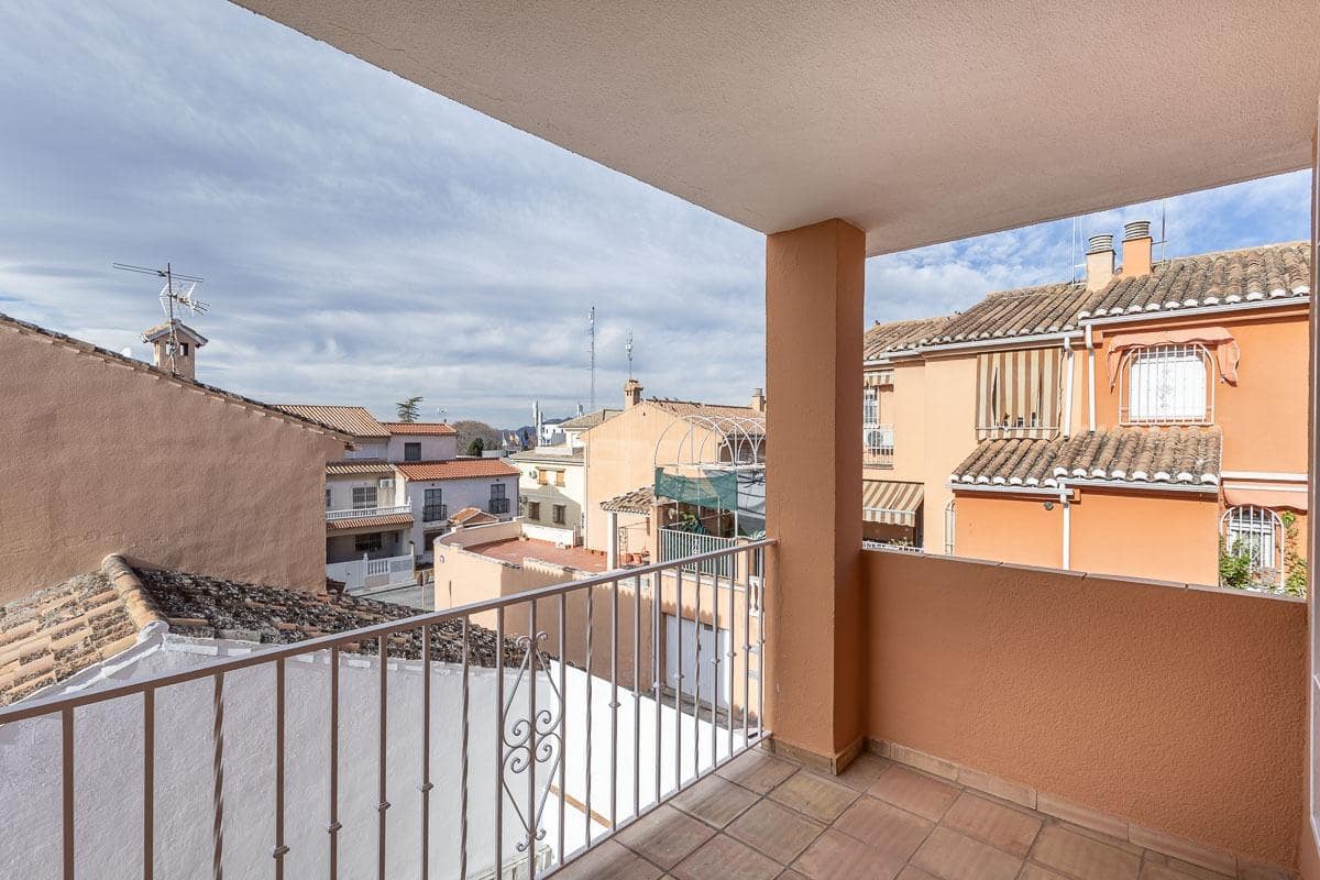 4 slaapkamer Villa te koop in Jun met zwembad - € 230.000 (Ref: 9446296)