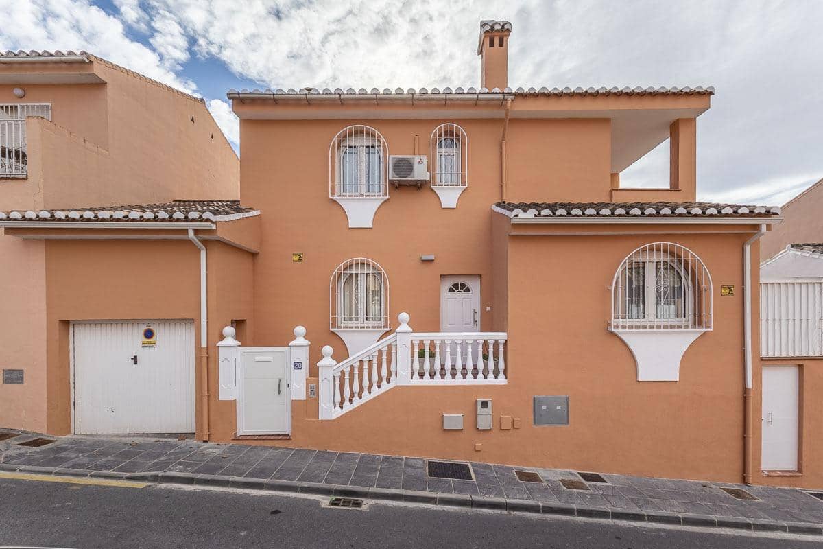 4 slaapkamer Villa te koop in Jun met zwembad - € 230.000 (Ref: 9446296)