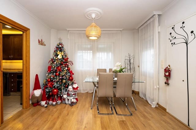 4 sypialnia Dom blizniak na sprzedaż w Ogíjares z garażem - 348 000 € (Ref: 9449135)