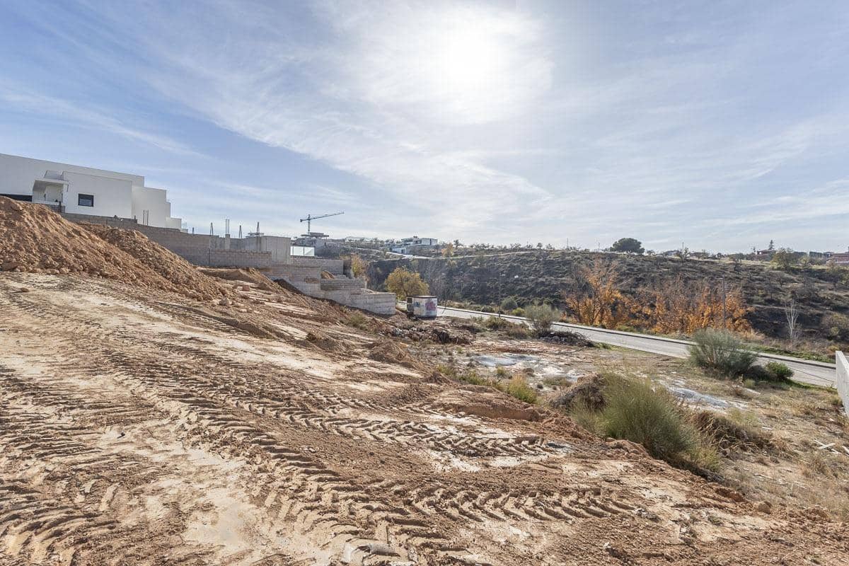 Building Plot for sale in La Zubia - € 89,900 (Ref: 9452090)