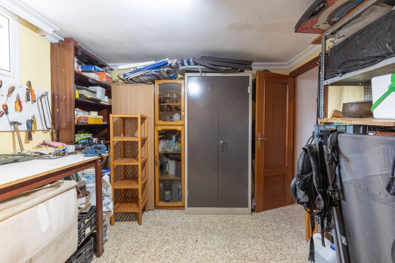 4 sypialnia Willa na sprzedaż w Pinos Genil z basenem garażem - 380 000 € (Ref: 9456207)