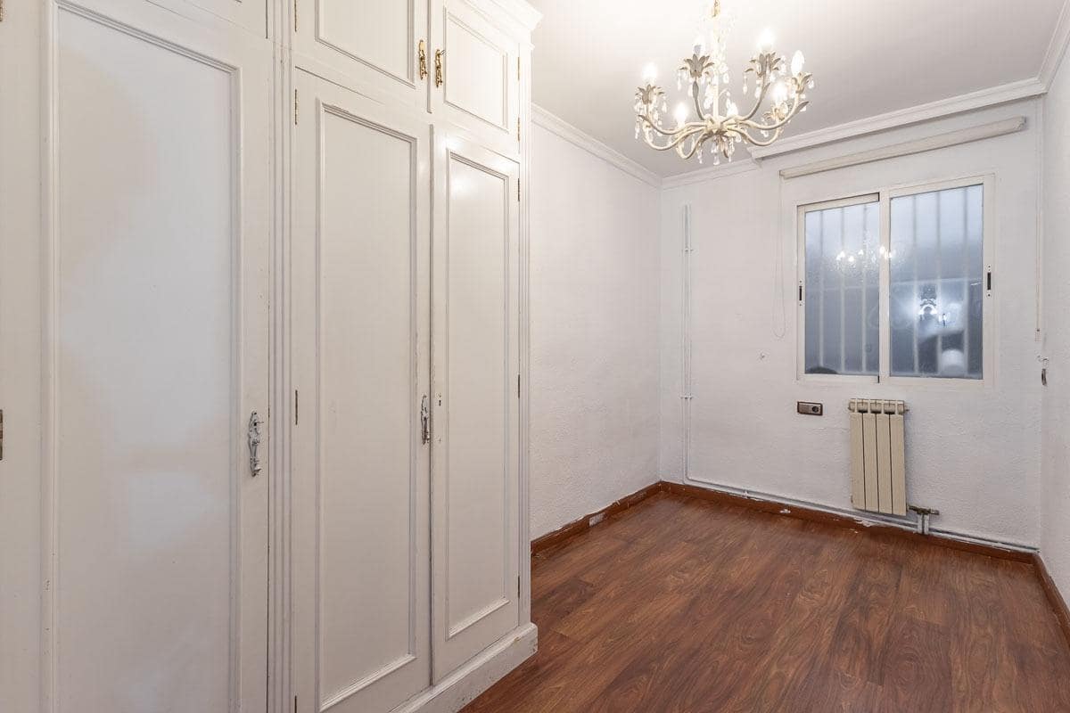 3 bedroom Flat for sale in Granada city - € 375,000 (Ref: 9474893)