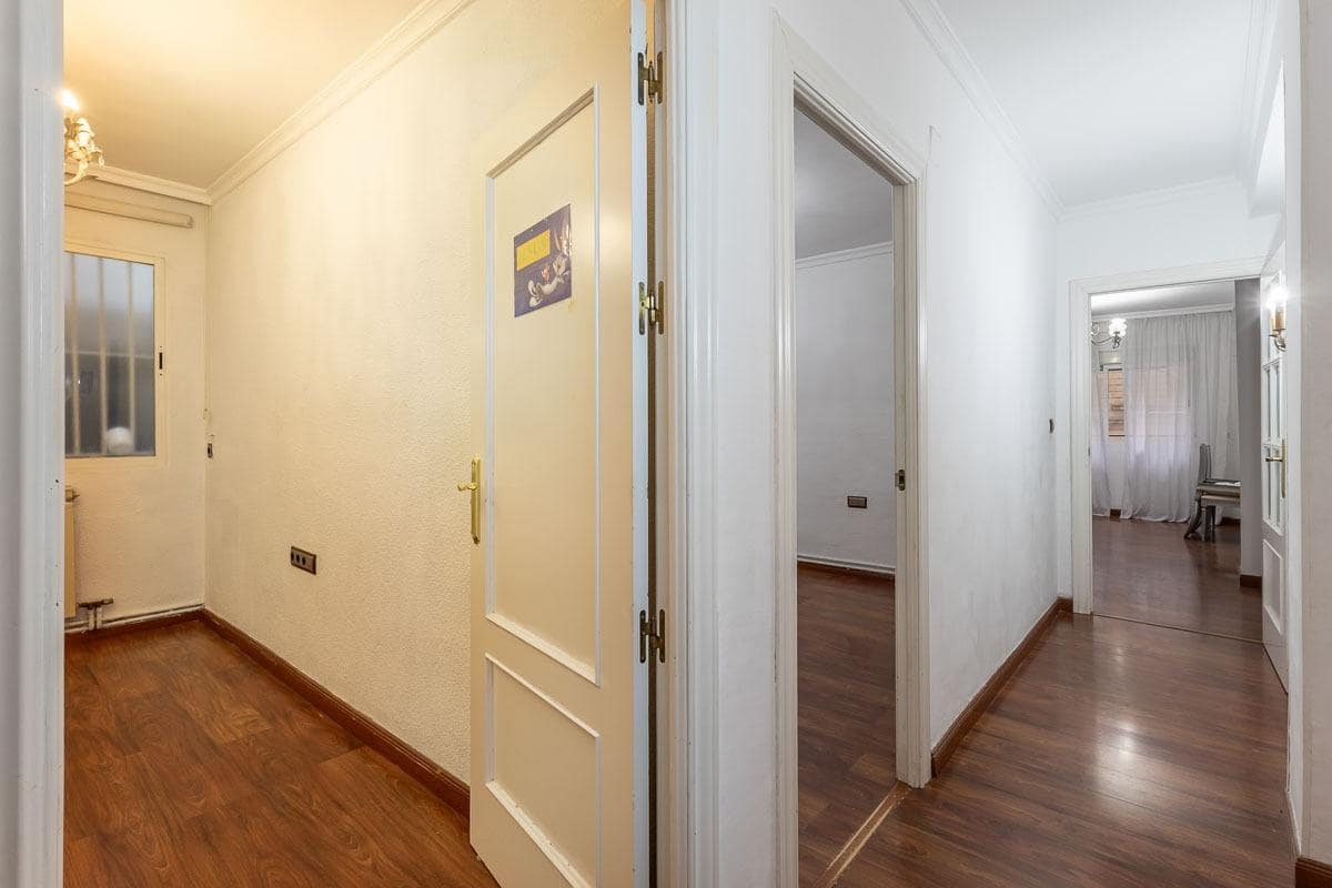 3 bedroom Flat for sale in Granada city - € 375,000 (Ref: 9474893)